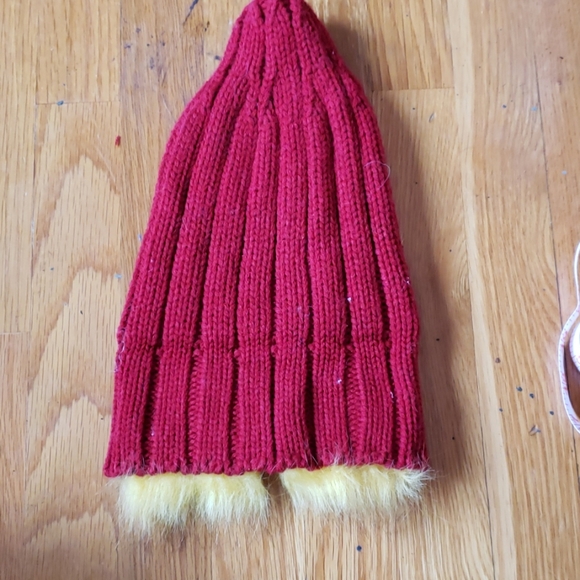 TRENDING! NWT Unisex Big Eyes Fur Eyebrows Beanie - Picture 4 of 6